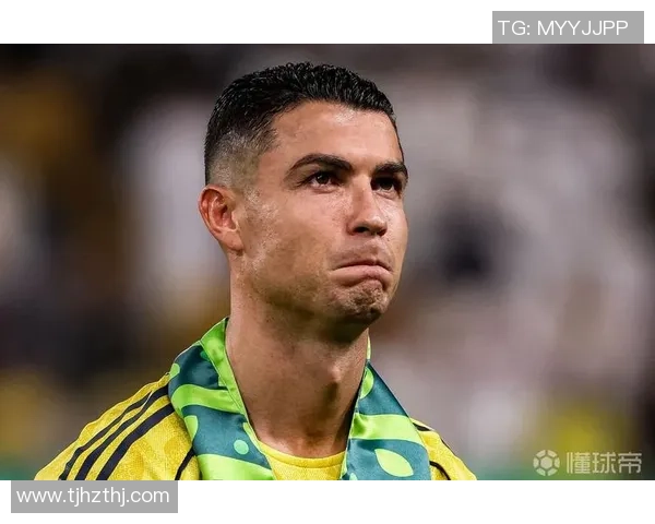 C罗在足球界的地位与影响力究竟有多大是否可以称之为足球明星