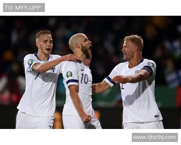 足球明星日常穿鞋风格大揭秘时尚与运动的完美结合